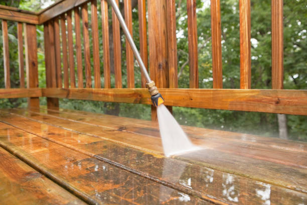 Why Choose Our Certified Pressure Washing Experts for Your Project Needs in Alva, FL?